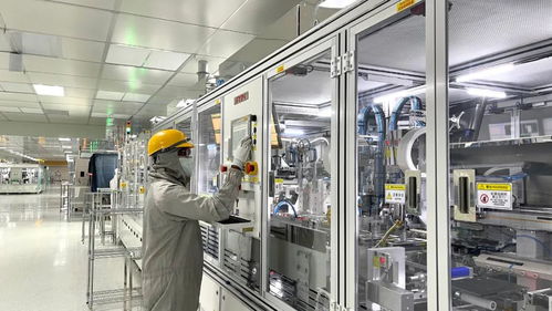 十年磨一劍 從跟跑到領(lǐng)跑，中國(guó)液晶面板與通訊設(shè)備的雙重逆襲